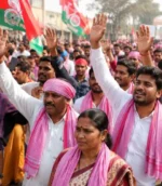 Akhilesh Yadav Gamcha Crowd Rally in Uttar Pradesh